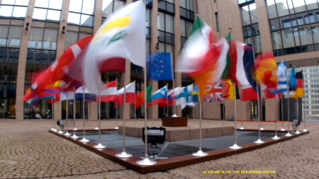 Drapeaux des pays membres de l'Union européenne - Photo : Conseil de l'U.E.