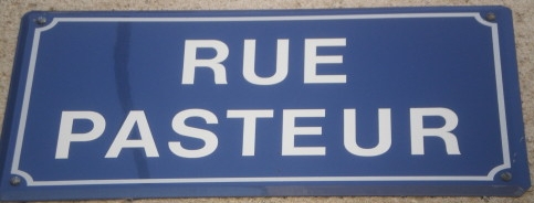 Panneau rue Pasteur - Photo : G. Brame