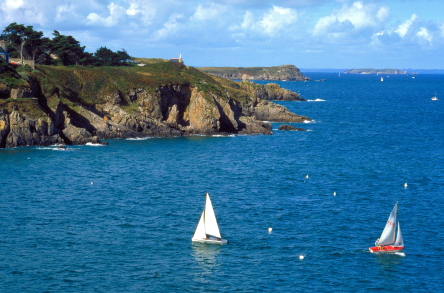 Côte d'Emeraude, près de St Malo (35) - Photo : F. Eberhardt, MAEE