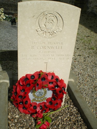 Tombe de Brian Cornwall, soldat britannique - Photo : G. Brame